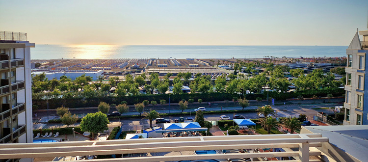 hotel frontemare Sottomarina Jonni