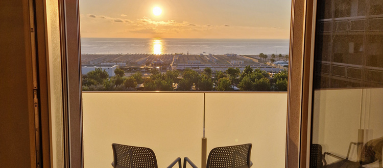 hotel sottomarina fronte mare